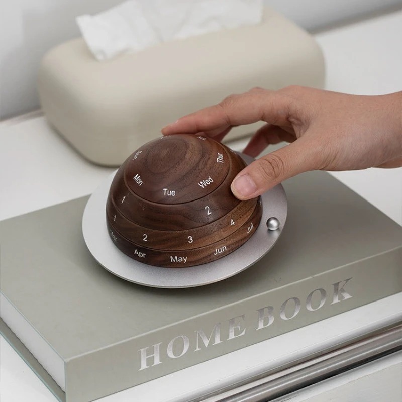 Calendario creativo in legno m - Office Tech Gadgets recensione e prezzo